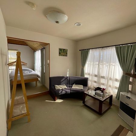 Bed and Breakfast Hakuba Snow Fox Exterior foto