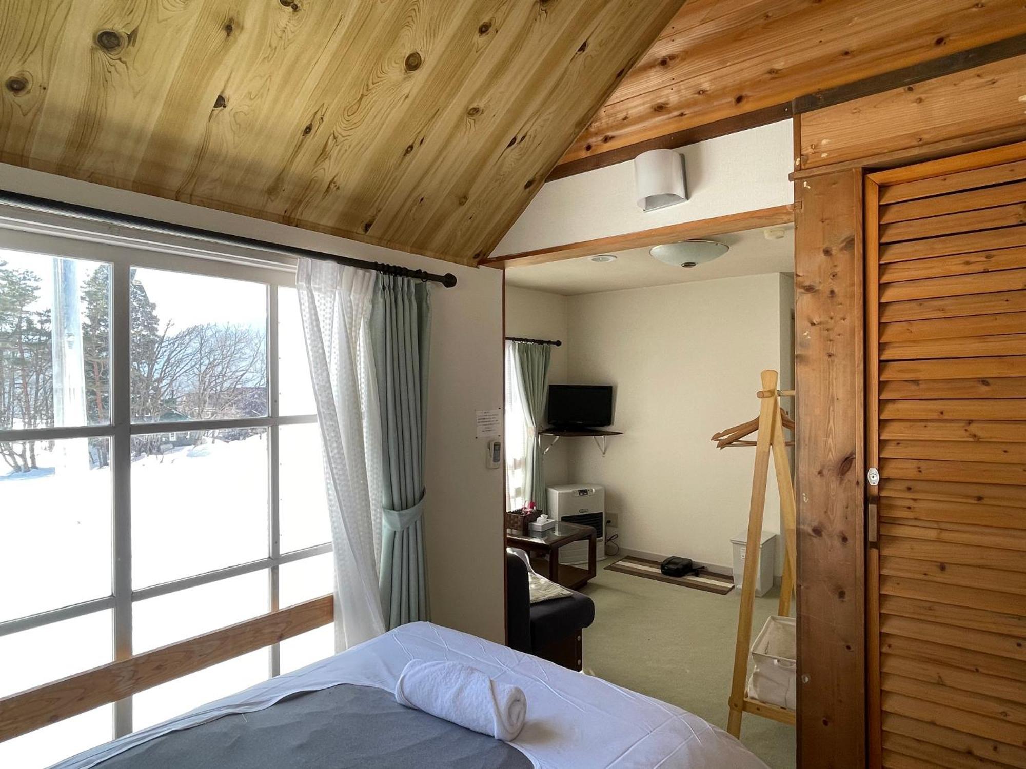 Bed and Breakfast Hakuba Snow Fox Exterior foto